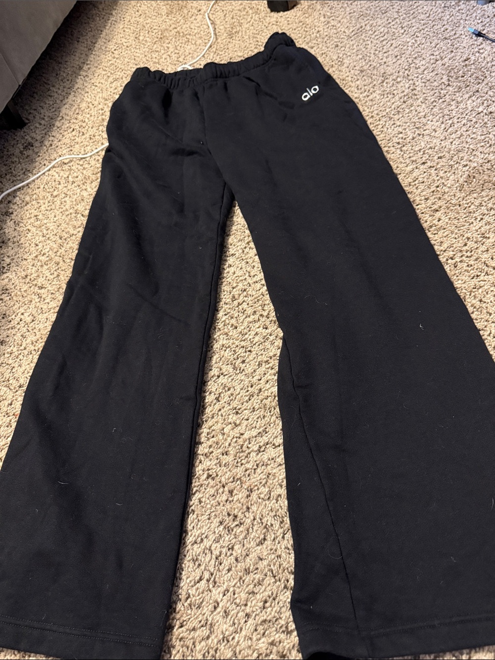 ALO Yoga Black Accolade Sweats